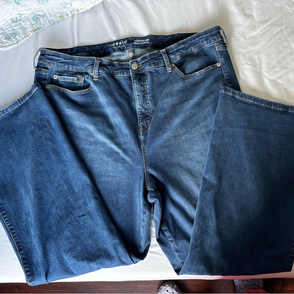 Womens Torrid Triofit SlimBootcut Jeans Sz 22-26 Short